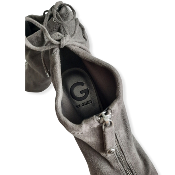 GUESS peep toe block heels Shoes - Picture 7 of 10